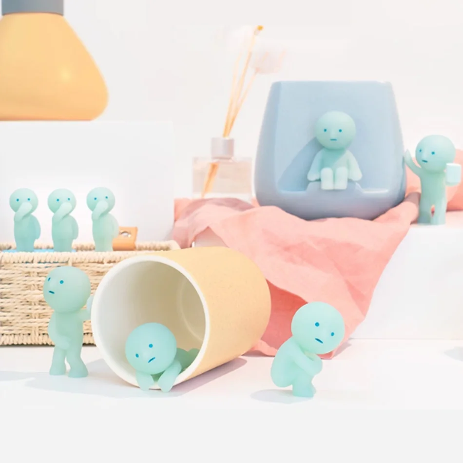 Hot Glow In The Dark Mini Figu - Yoga In Fitness First recension och pris