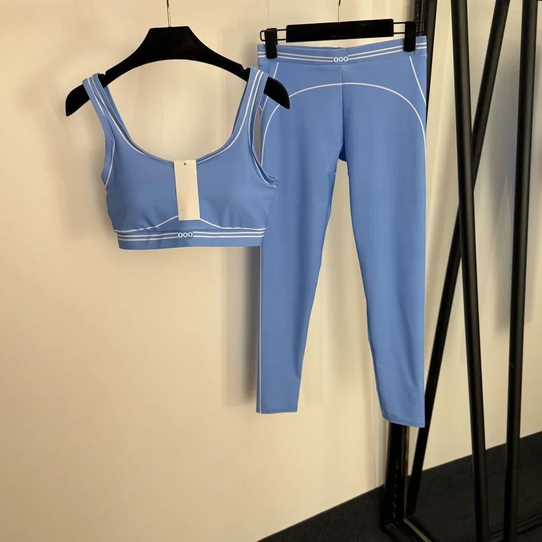 Tank Top and Pants Two Piece B - Yoga Và Fitness recension och pris